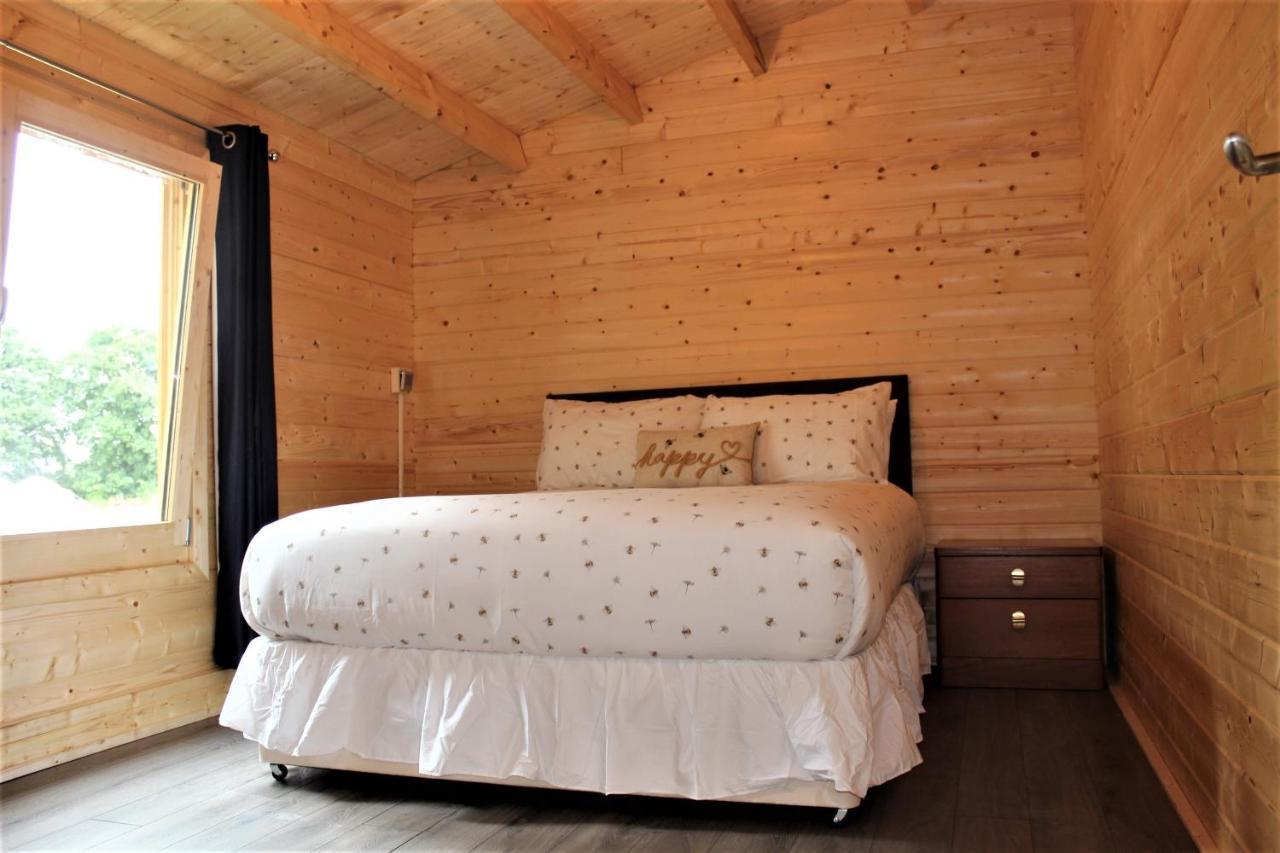 Inviting 3-Bedroom Lodge In Ashton Under Hill Ившем Экстерьер фото