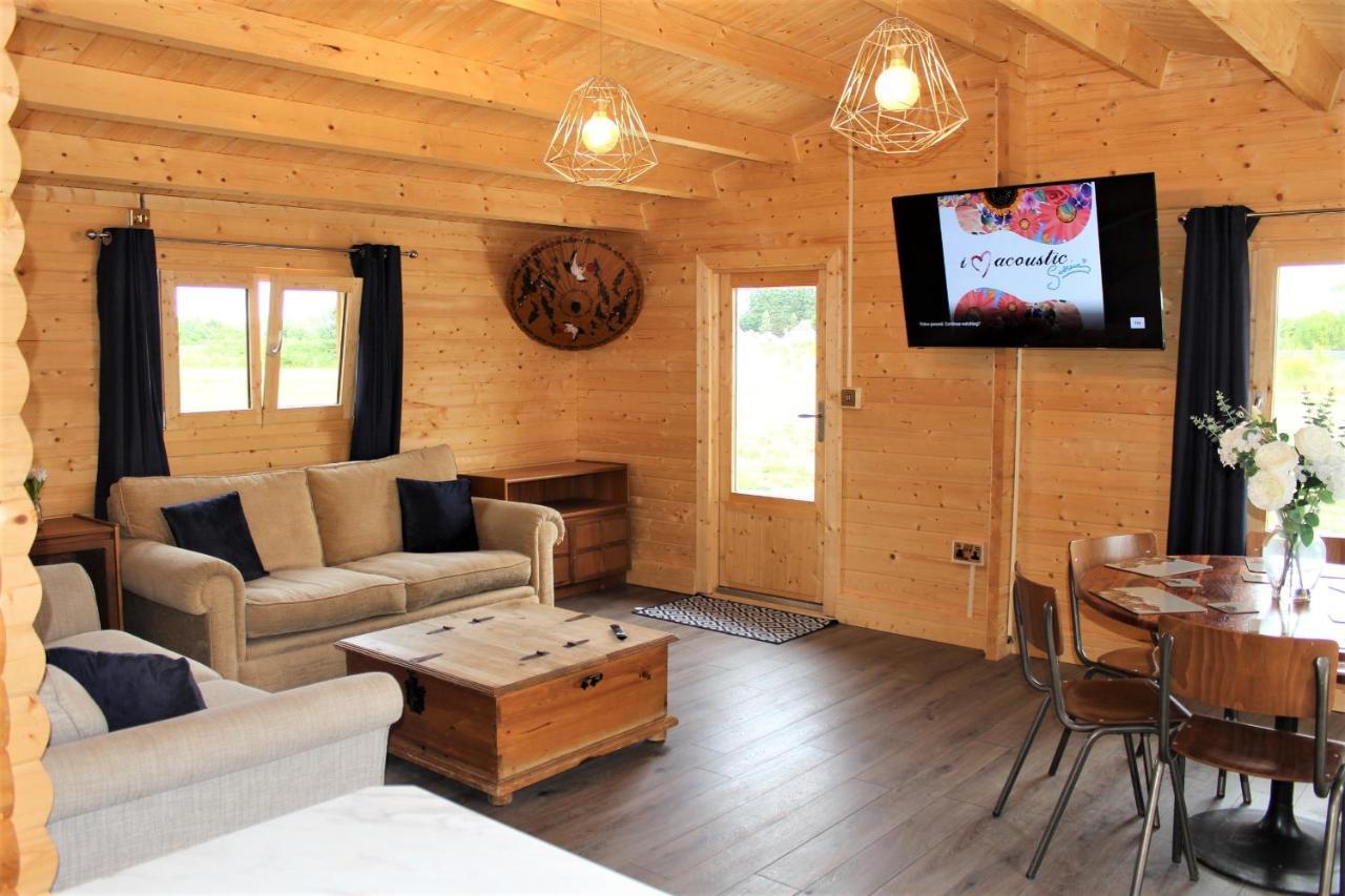 Inviting 3-Bedroom Lodge In Ashton Under Hill Ившем Экстерьер фото